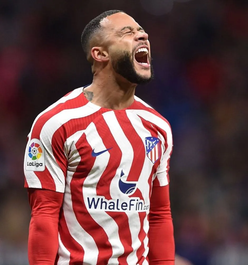 Depay jugó una temporada y media con el Atleti