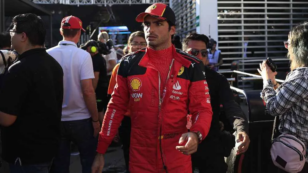 Red Bull buscaría otro piloto