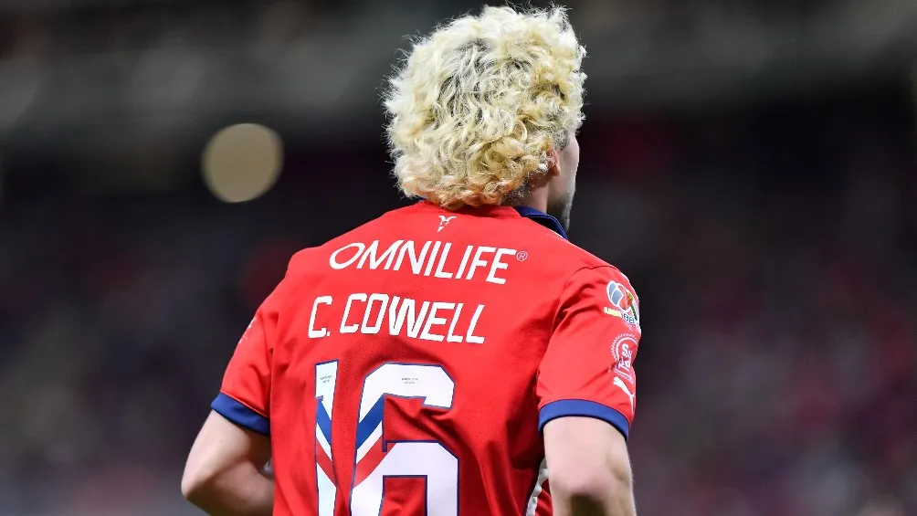Cade Cowell festeja sus primeros goles con Chivas