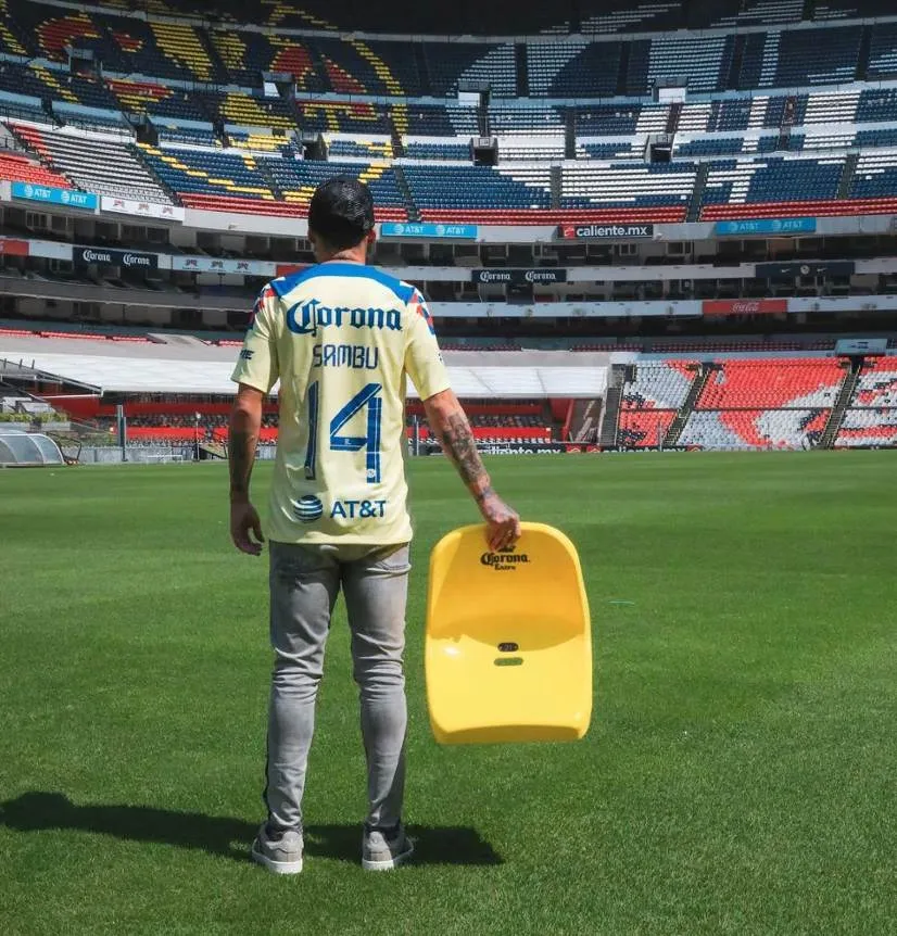 Sambueza presume su butaca