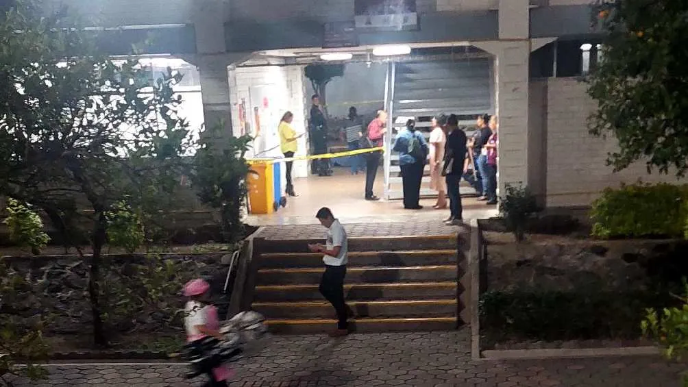 Facebook: Comunicad CECyT 15 El fatal accidente sucedió durante el turno vespertino.