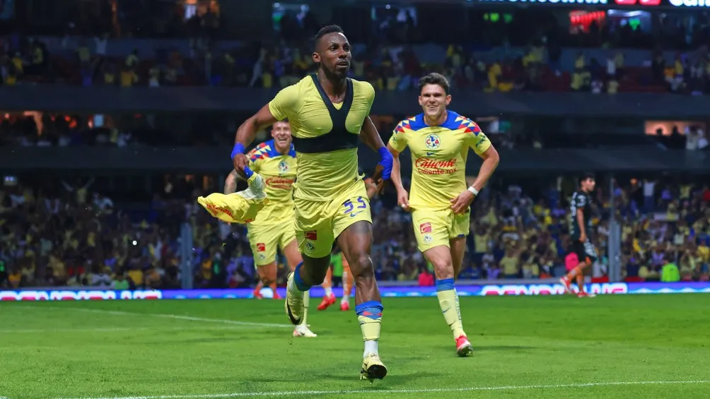 Quiñones marcó dos goles en las dos finales que disputó con América