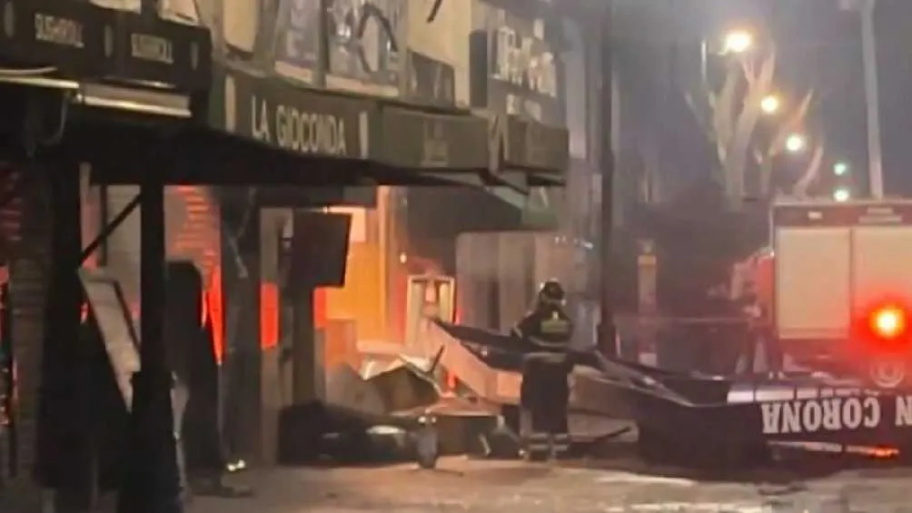 La acumulación de gas originó la explosión y posteriormente el incendio.