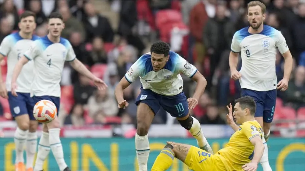 Inglaterra busca volver a ganar un campeonato