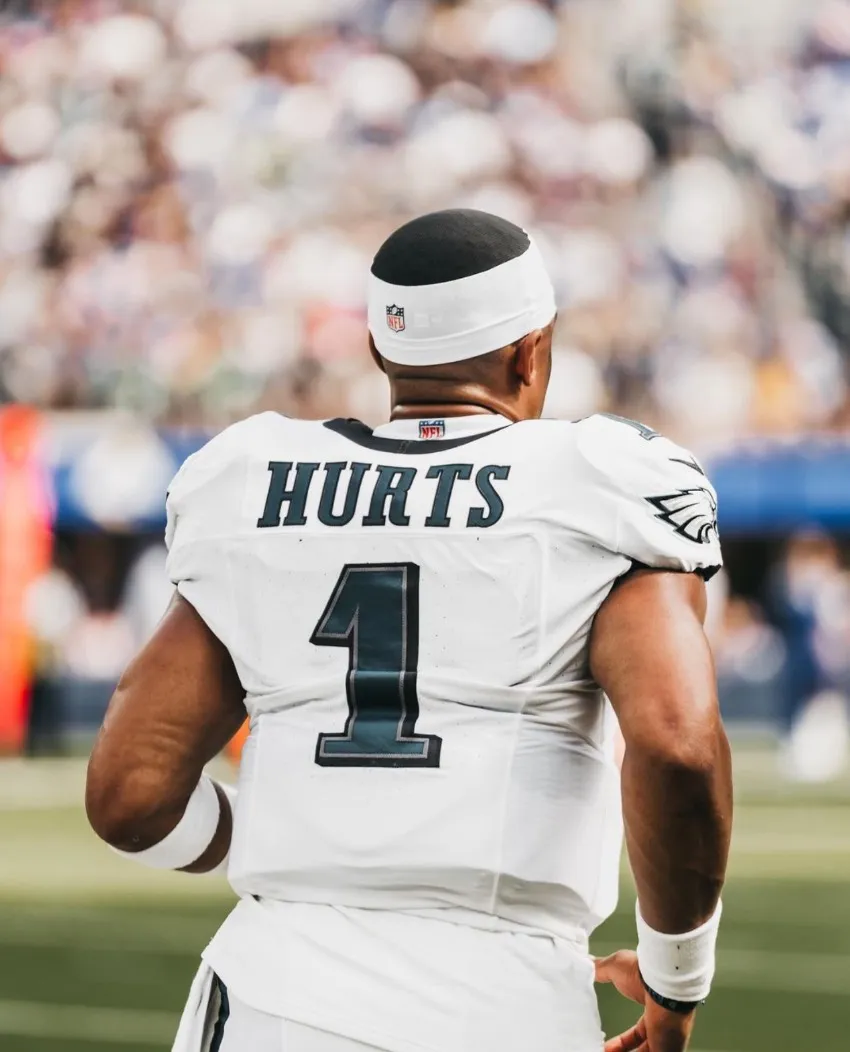 Jalen Hurts, el jugador que más mercancía de la NFL vendió en 2023