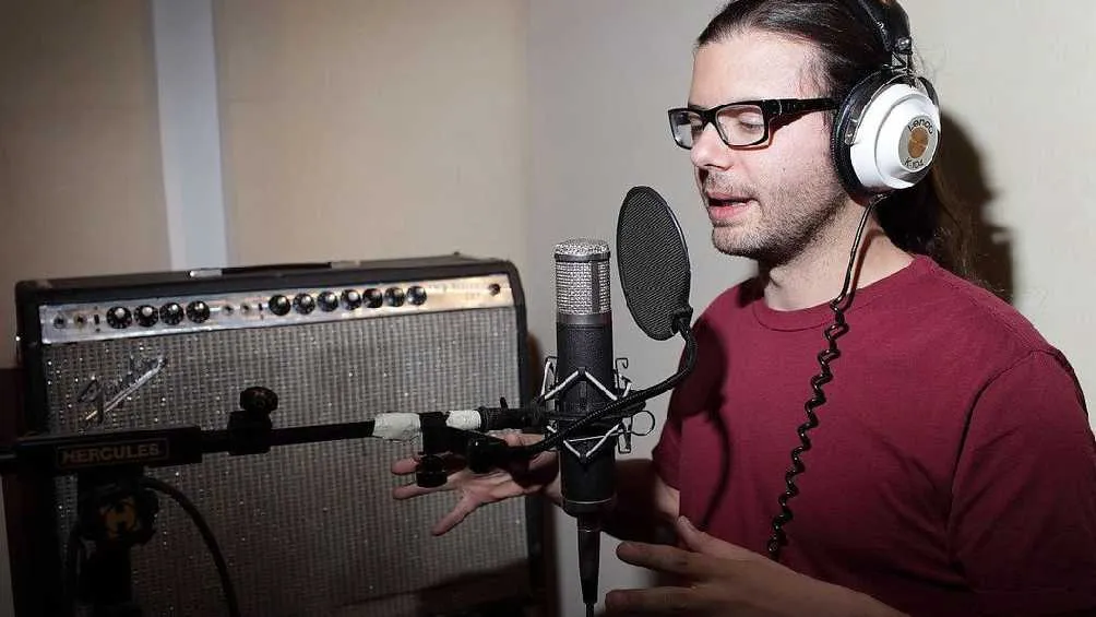 Olallo Rubio no estaba en radio desde el cierre de Radioactivo 98.5 FM.