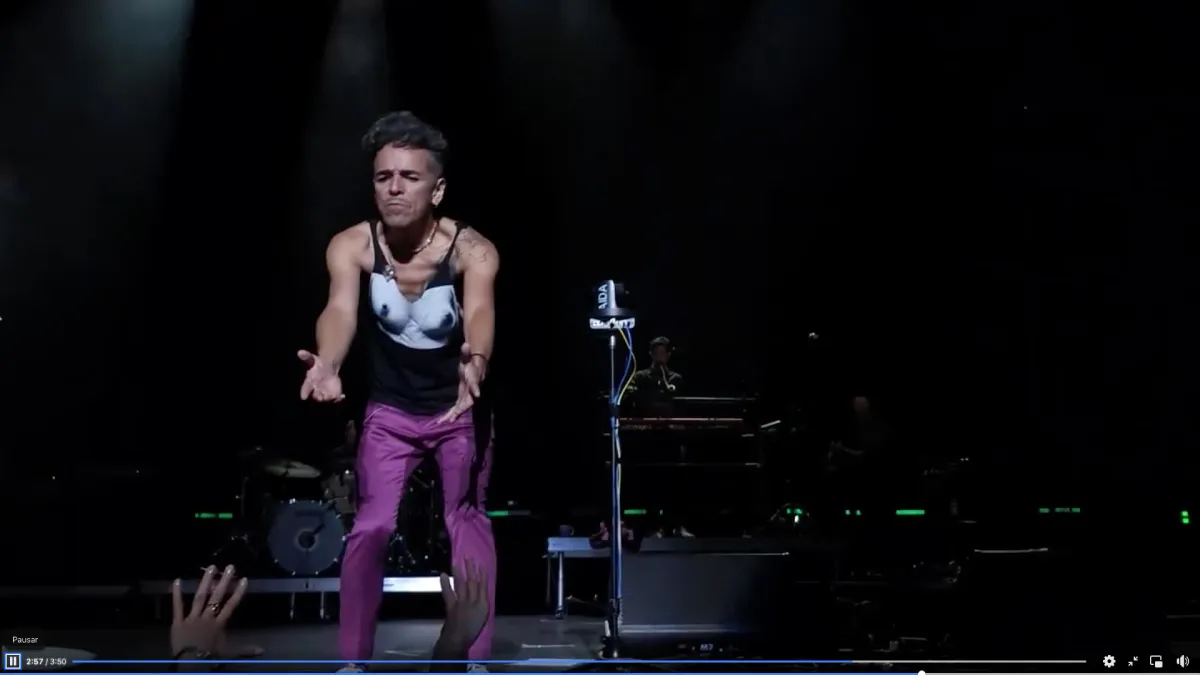 Captura de Pantalla FB: @Sinaltac Al final, el recibimiento para los músicos fue un éxito.