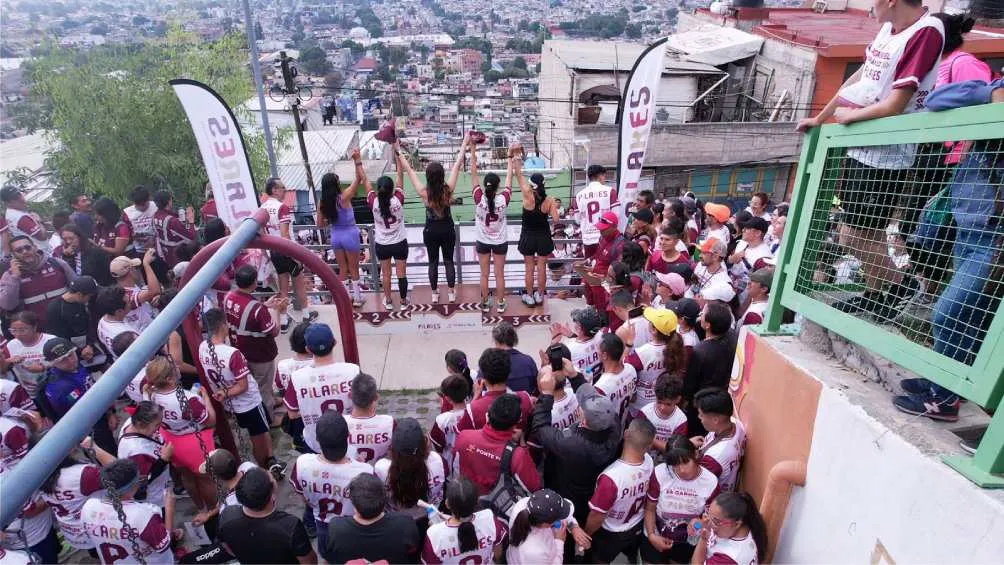 Fueron 2 mil personas las que participaron en este evento.