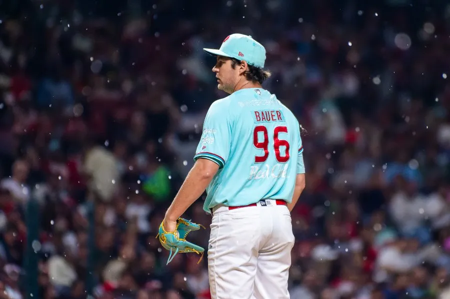 Trevor Bauer, pitcher de Diablos Rojos