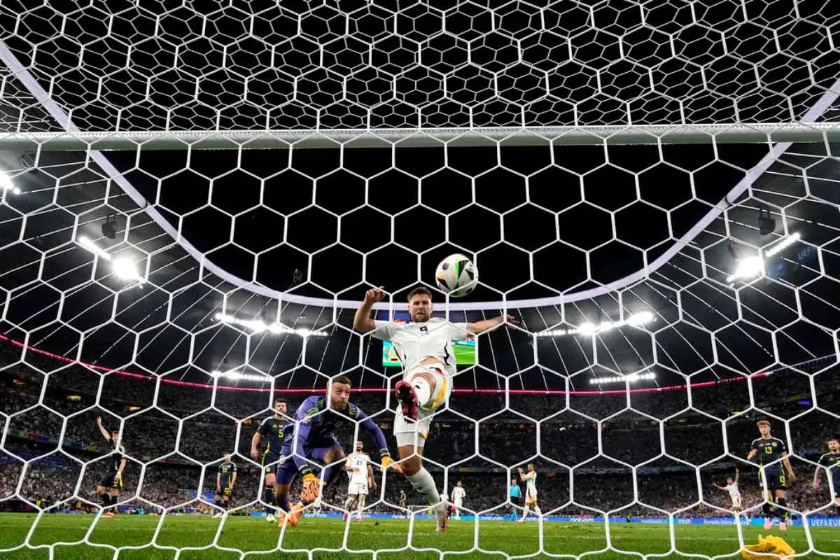 AP Alemania debutó con goleada