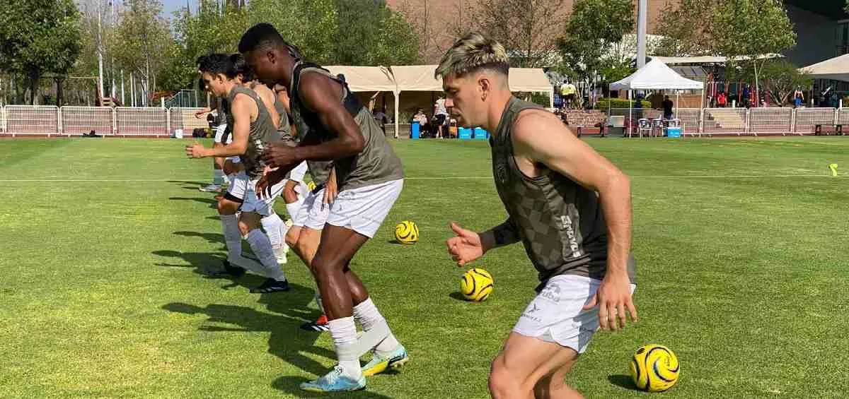 X.@fcjuarezoficial Los Bravos se preparan para el Apertura 2024