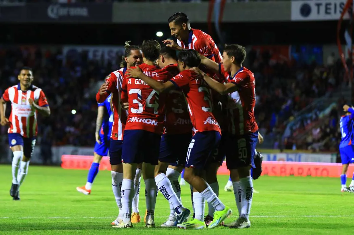 Chivas venció a Cruz Azul en amistoso