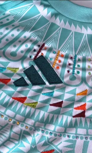 Los detalles buscan honrar la labor artesanal