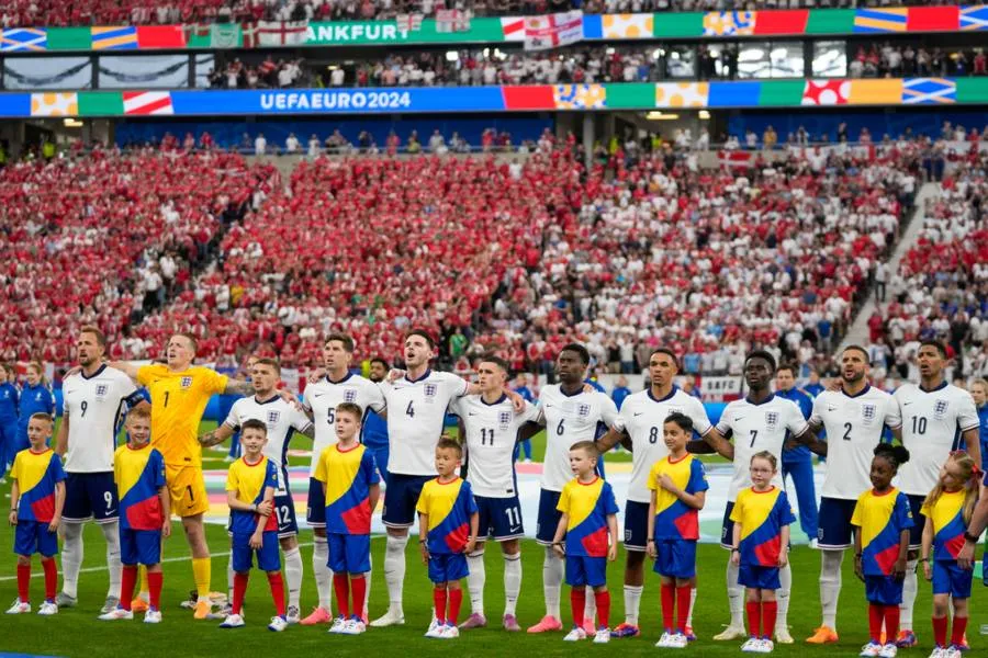 AP Inglaterra se juega el primer lugar del grupo