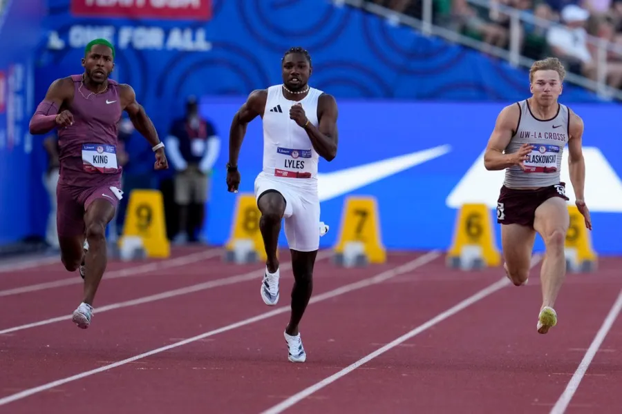 AP Noah Lyles superó a Christian Coleman y Fred Kerley