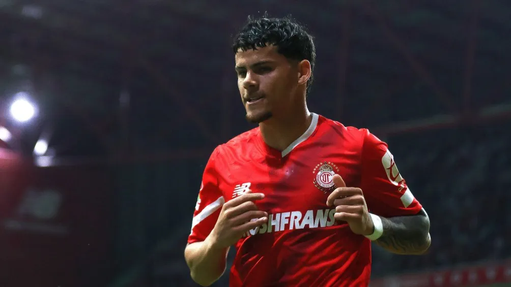 Maxi Araujo con Toluca