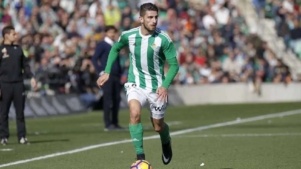 Su excompañero lo convenció de llegar a México