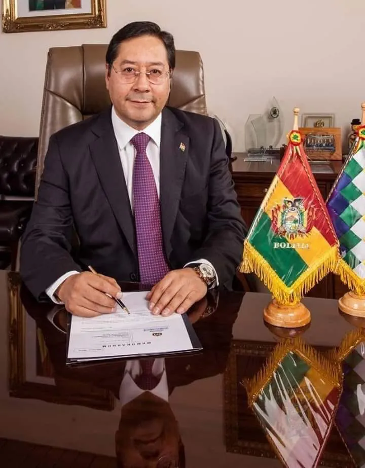 Redes Sociales El presidente Luis Alberto Arce llama a su pueblo a defenderse.