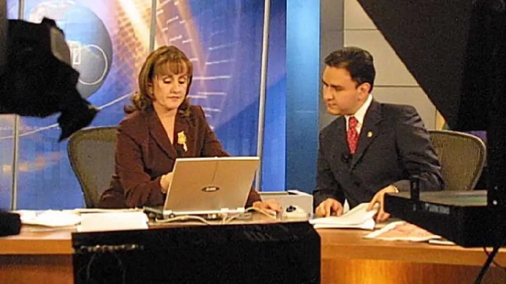 La periodista tiene más de 40 años conduciendo el Telediario.
