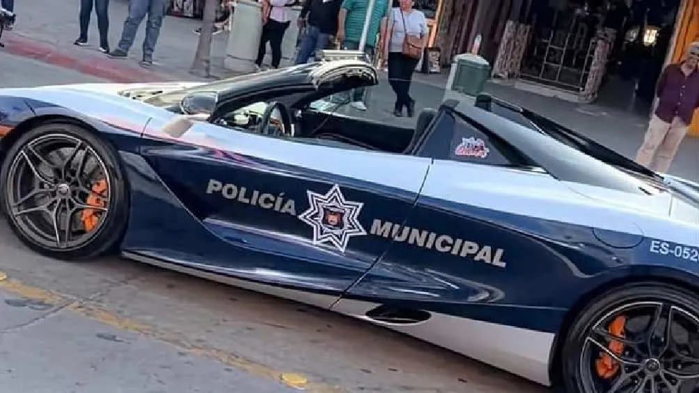 @Elcentinelamx1 El valor de este carro de la marca McLaren supera los 7 millones de pesos.