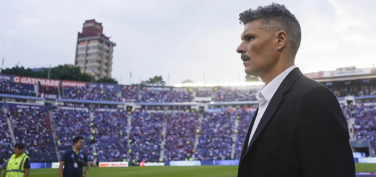 IMAGO7 Fernando Ortiz con la barrera de las Semifinales