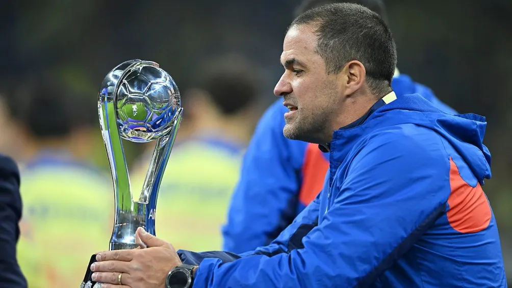 André Jardine en su primer título con América