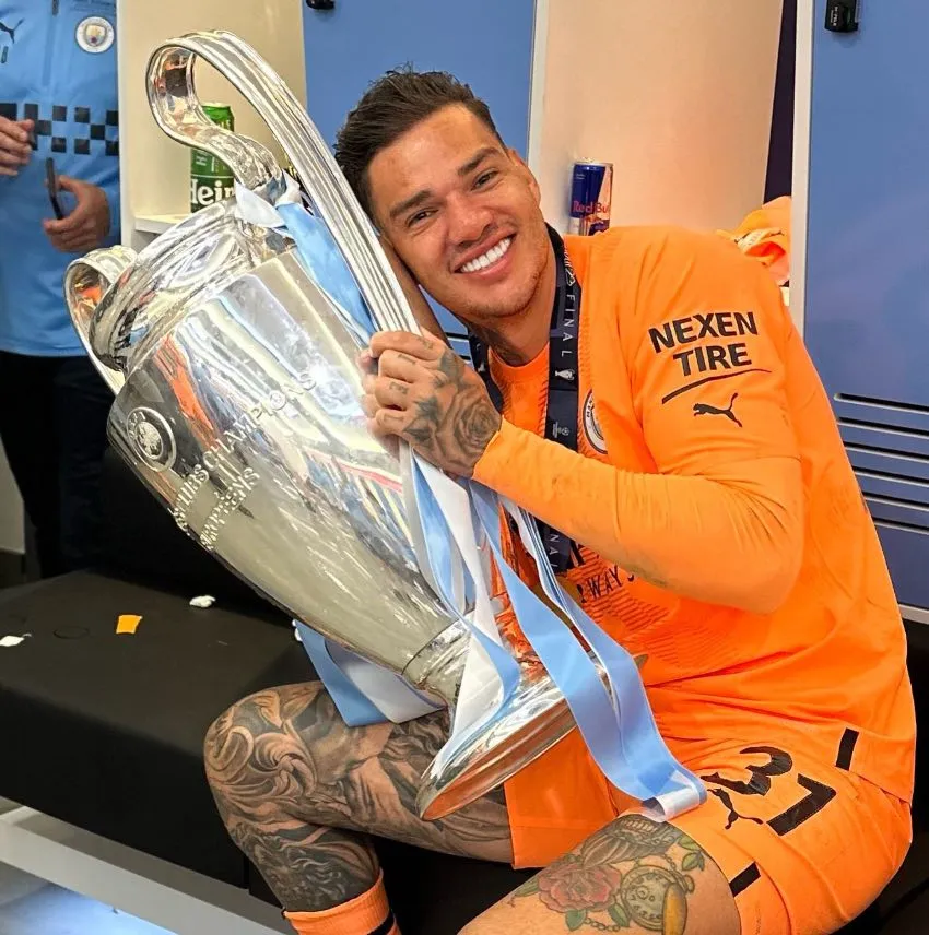 Ederson tras ganar la Champions con el City