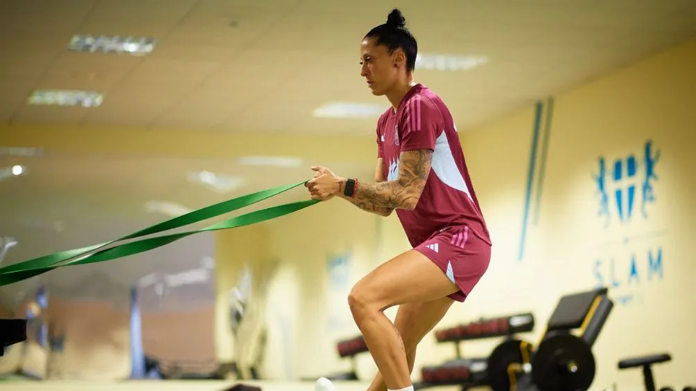 Jenni ya reportó con la Selección