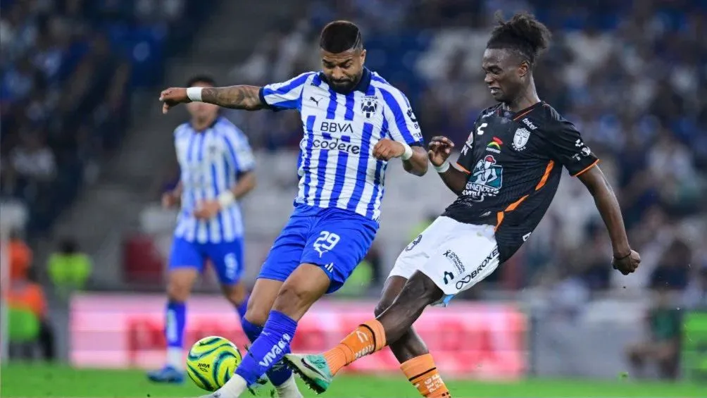 El delantero no viajó a la pretemporada