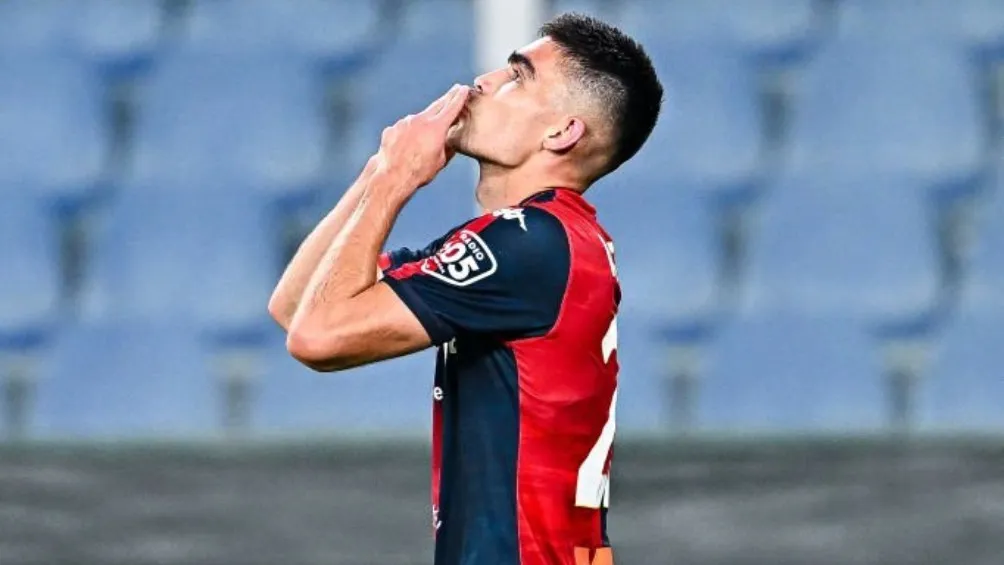 Vásquez terminó en la posición 11 de la Seria A con el Genoa