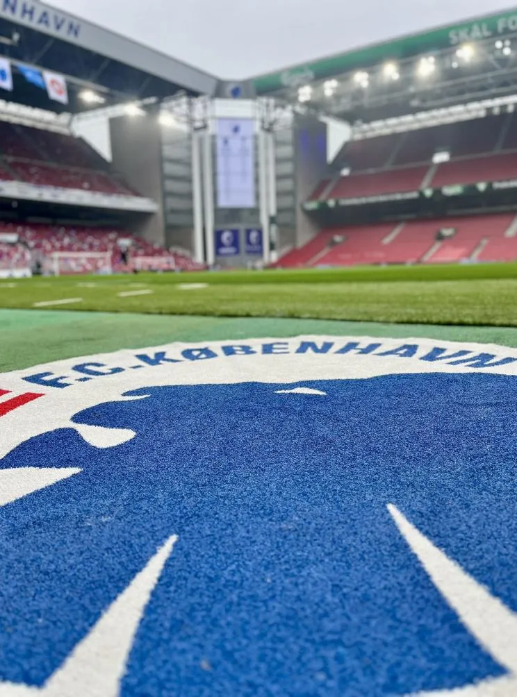 X: @FCKobenhavn Copenhague el club más grande de Dinamarca