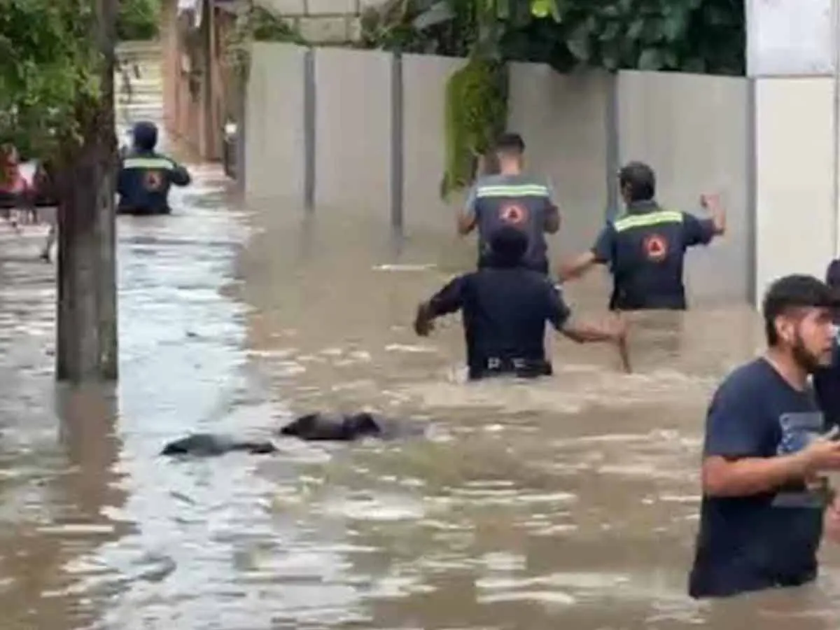 Las familias perdieron parte de sus pertenencias.