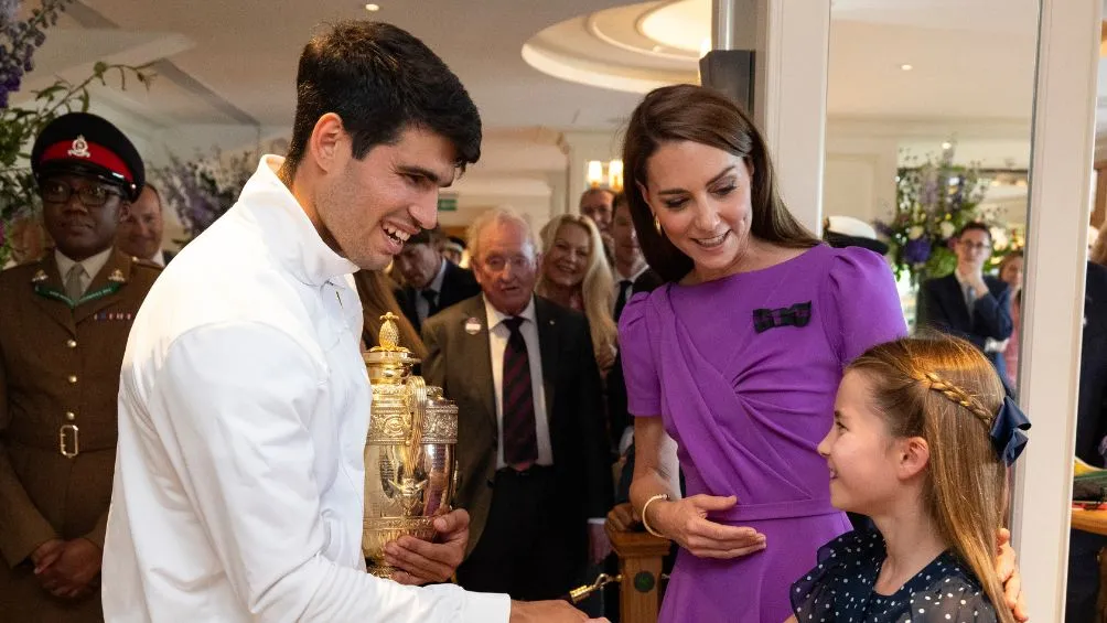 Kate Middleton con su hija y Carlos Alcaraz