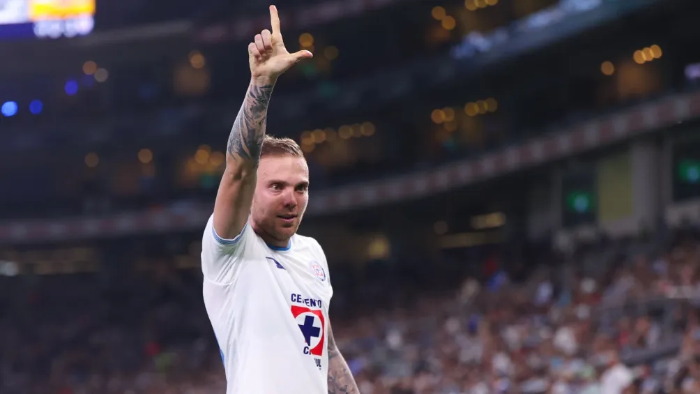 Cruz Azul goleó a Rayados