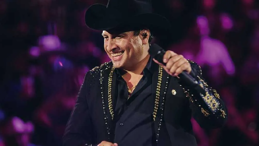 Julión Álvarez deleitará a sus fans en octubre próximo.