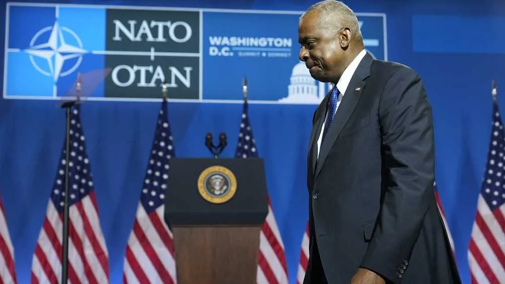 Lloyd Austin, Secretario de Defensa norteamericano, fue llamado "negro" por Biden.