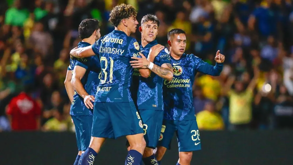 América celebra el gol de Henry