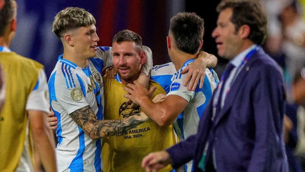 Garnacho y Messi en la Copa América