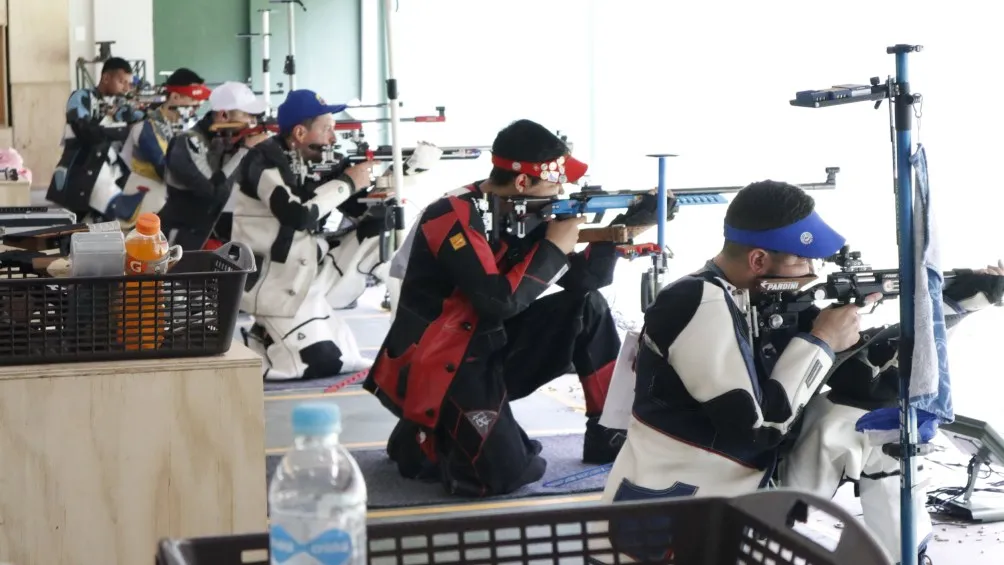 Carlos Quezada en competencia