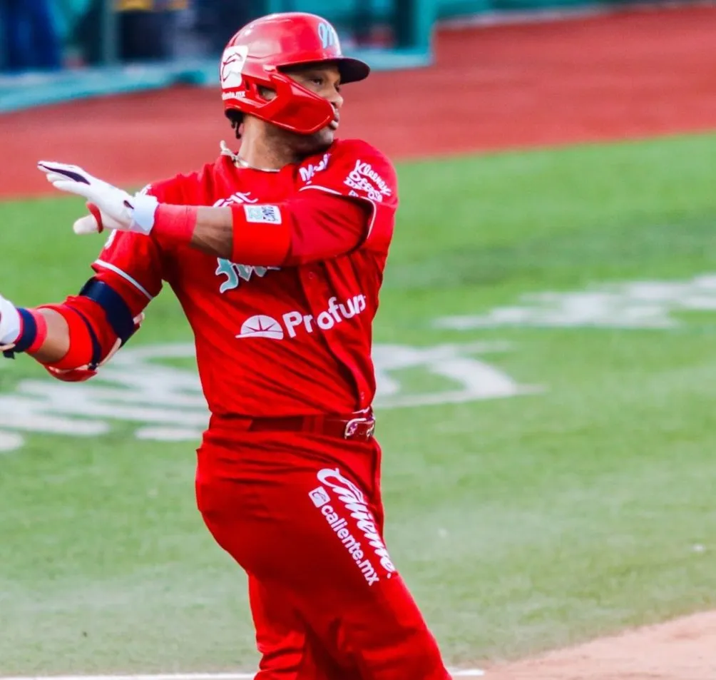 IG: diablosrojosmx Robinson Canó, estrella de los Diblos Rojos