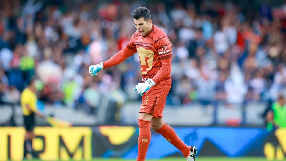 Julio González celebra la victoria ante Pachuca