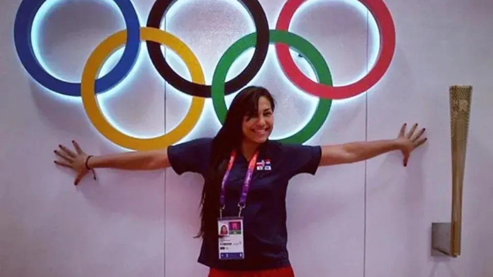 Mejía con los aros olímpicos