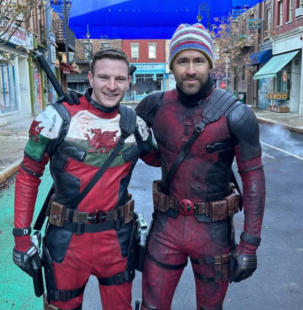 @VancityReynolds Ryan Reynolds y Paul Millin en Deadpool 3