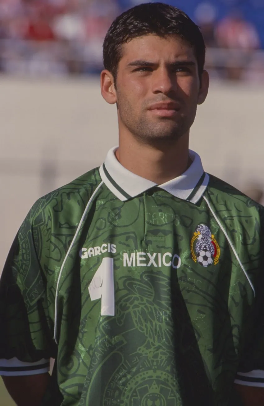 Rafa Márquez como jugador de México, ahora será auxiliar