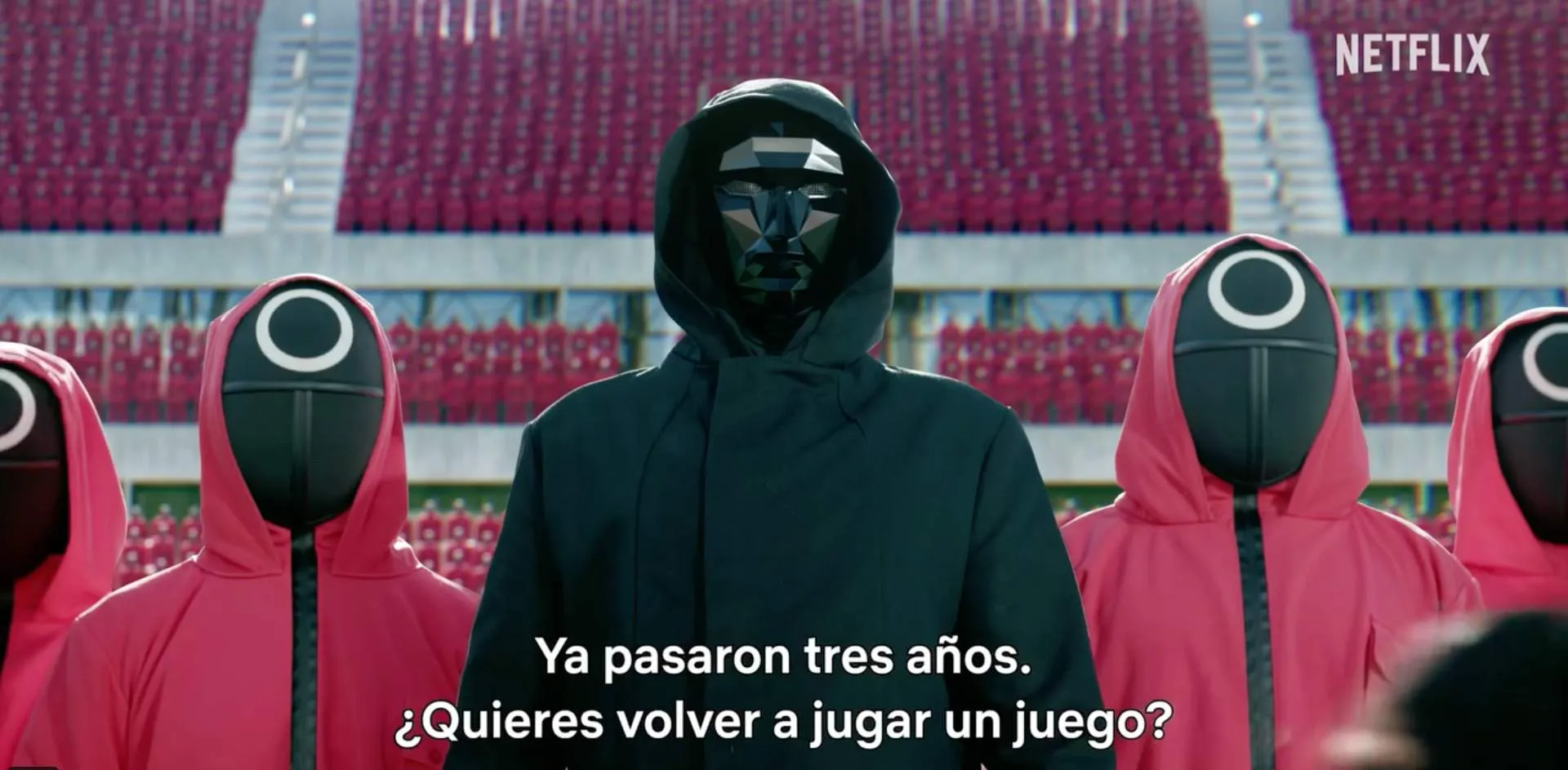 FB: @NetflixLatino 'Front Man' aparece de nuevo en escena para invitarte a jugar.