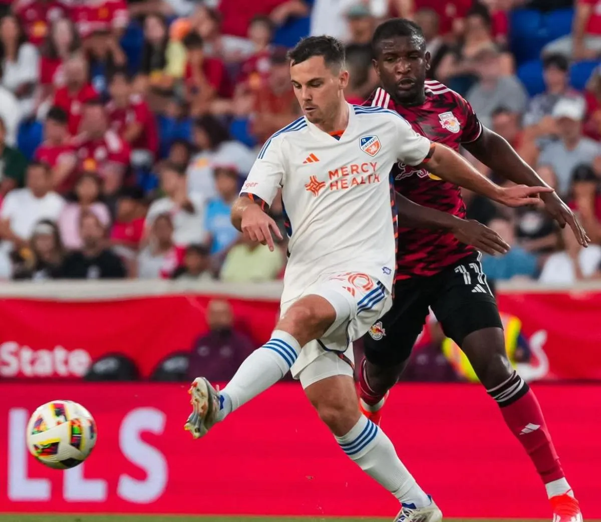 Cincinnati se enfrenta al Querétaro