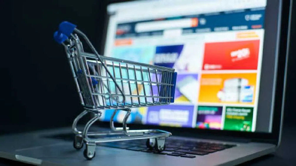 Las tiendas en línea están de moda en la actualidad.