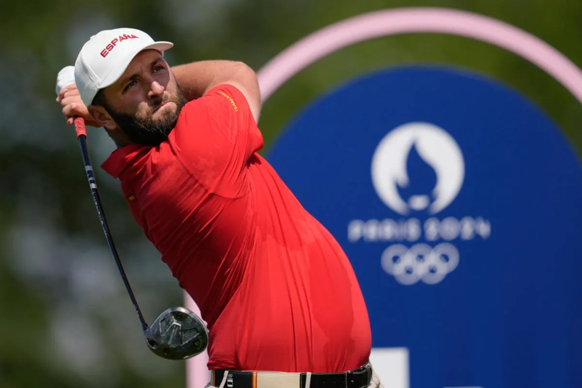 El golfista español también tiene un patrimonio importante