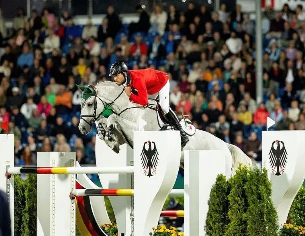 INSTGARAM: @eugeniogarzapz Eugenio Garza en competencia