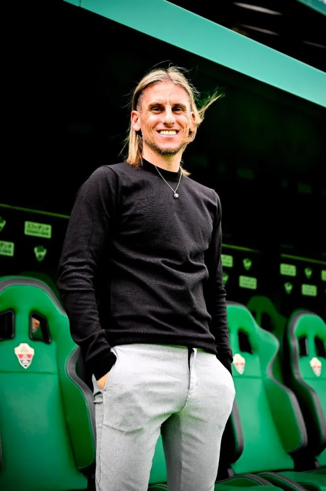 X: @SebaBecca Sebastián Beccacece será nuevo DT de Ecuador